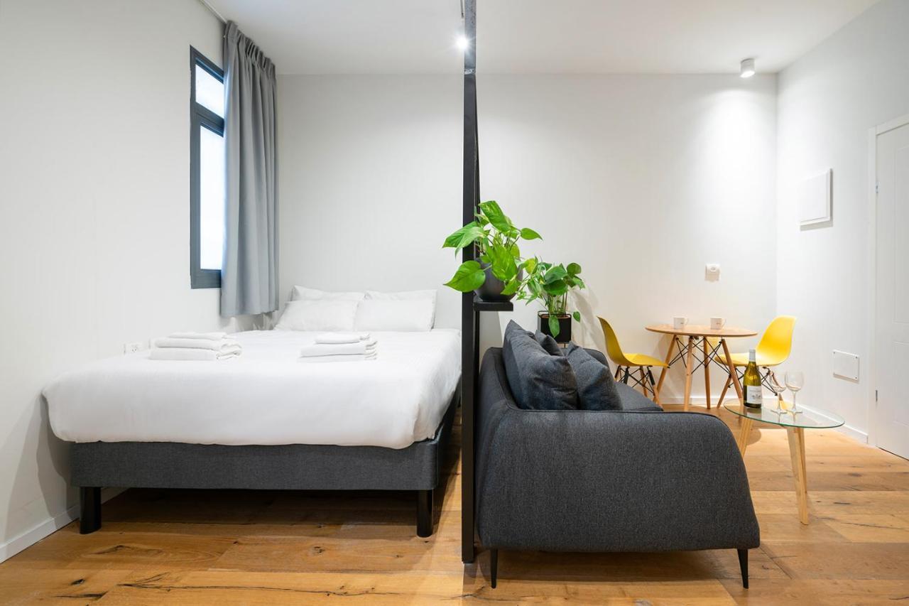 The Square - By Beach Apartments Tlv 텔아비브 외부 사진